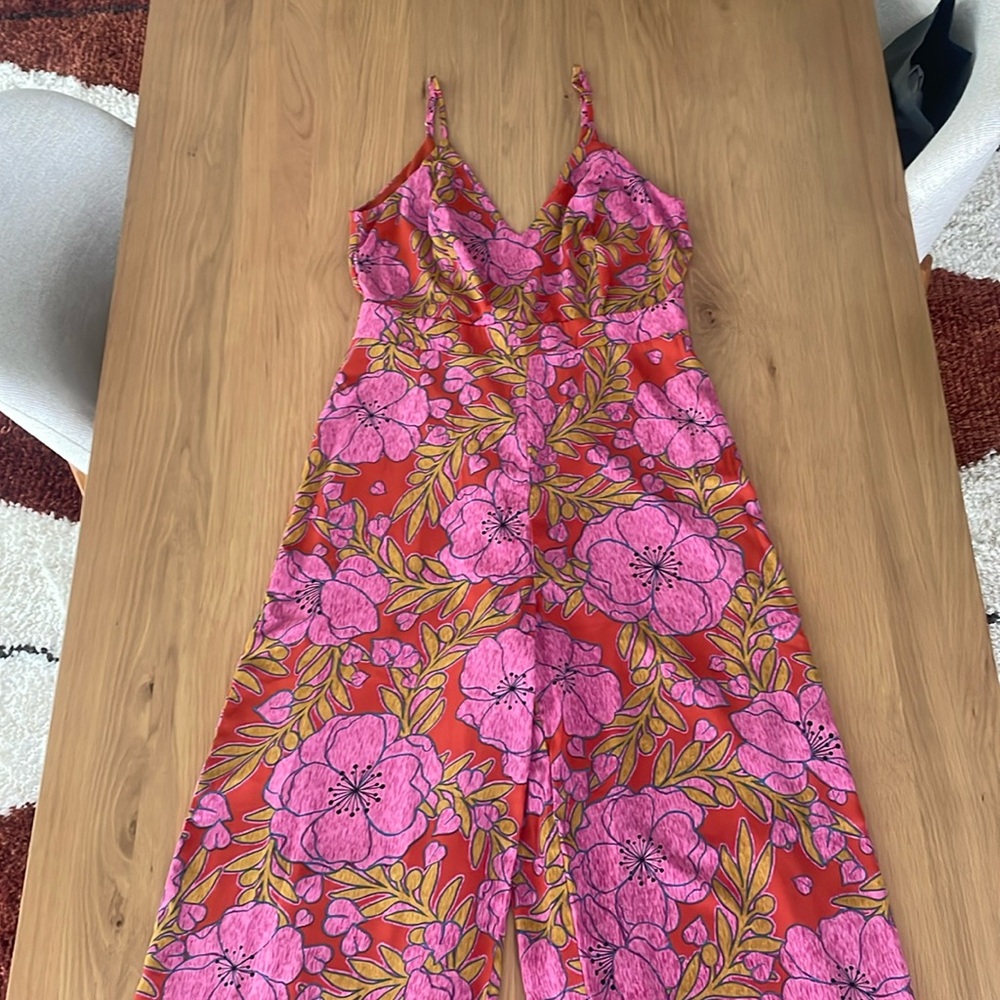 Red and pink floral jumpsuit size L, never worn, made by Dee Elly from Vici - Picture 3 of 4